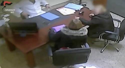 Soldi in cambio della pensione: in manette il medico del caso Loris